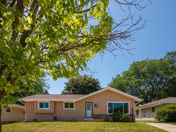 8026 50th AVENUE, Kenosha, WI 53142