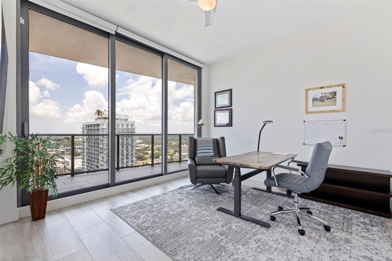 100 1st Avenue N, Unit 3405, Saint Petersburg, FL 33701 Photo