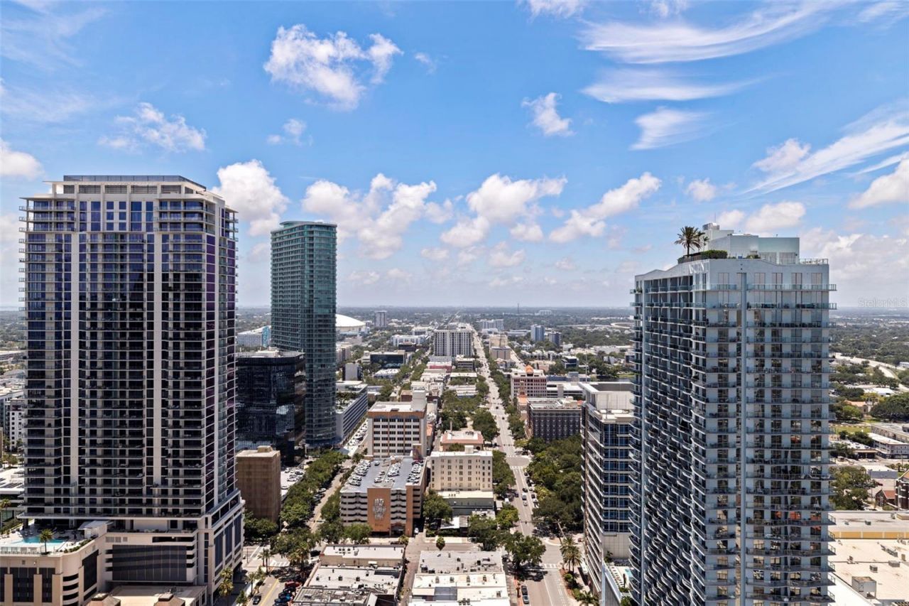 100 1st Avenue N, Unit 3405, Saint Petersburg, FL 33701 Photo