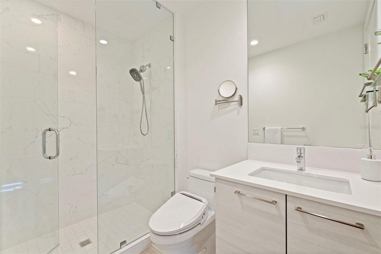 100 1st Avenue N, Unit 3405, Saint Petersburg, FL 33701 Photo