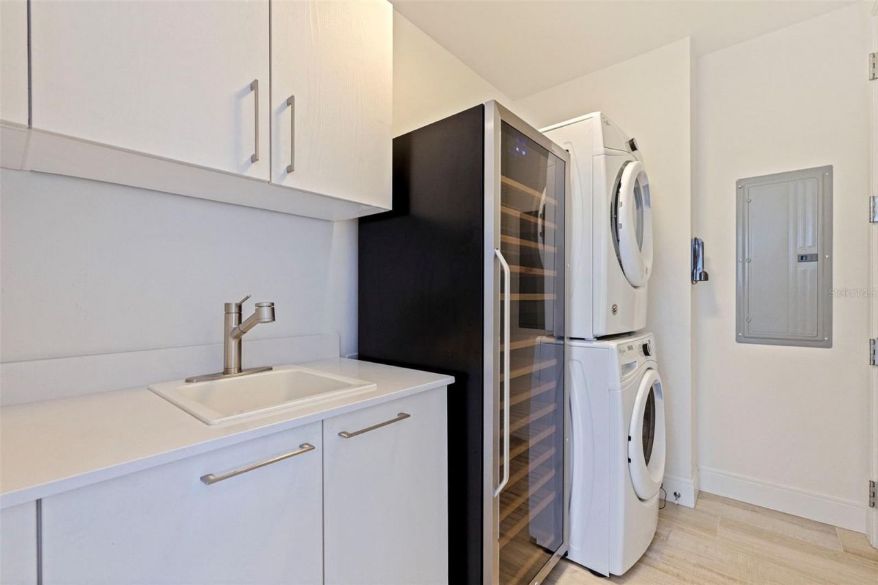 100 1st Avenue N, Unit 3405, Saint Petersburg, FL 33701 Photo