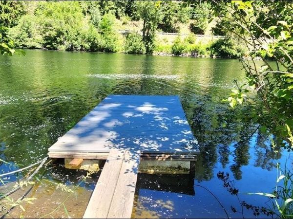568 W Riverside DR, St. Maries, ID 83861