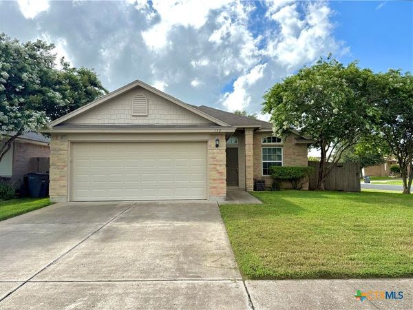 132 Carlsbad Drive , Victoria, TX 77904