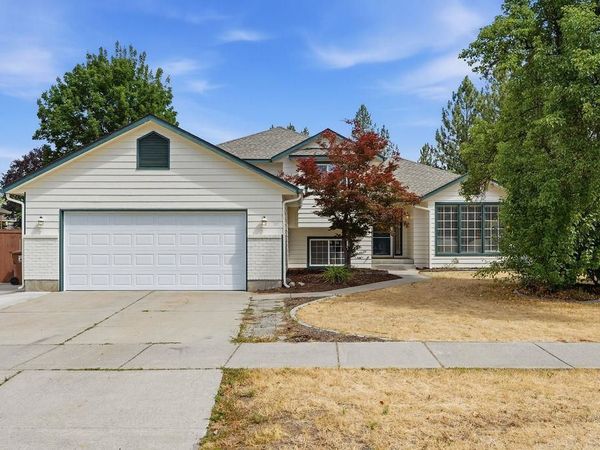 6004 W Wind River Dr, Spokane, WA 99208