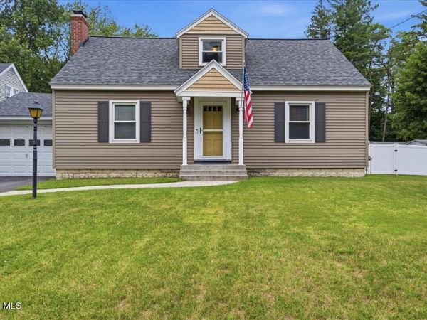 113 Gordon Road, Schenectady, NY 12306