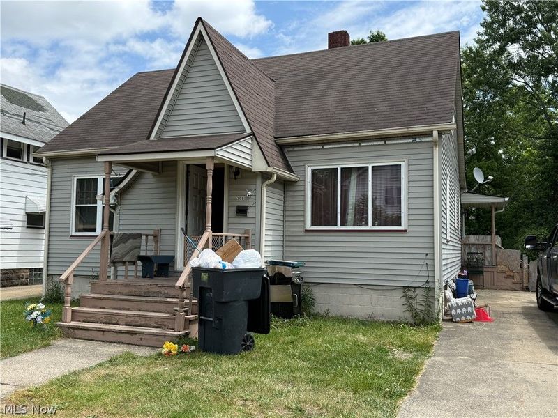 208 Oregon Avenue NW, Warren, OH 44485 Photo 2