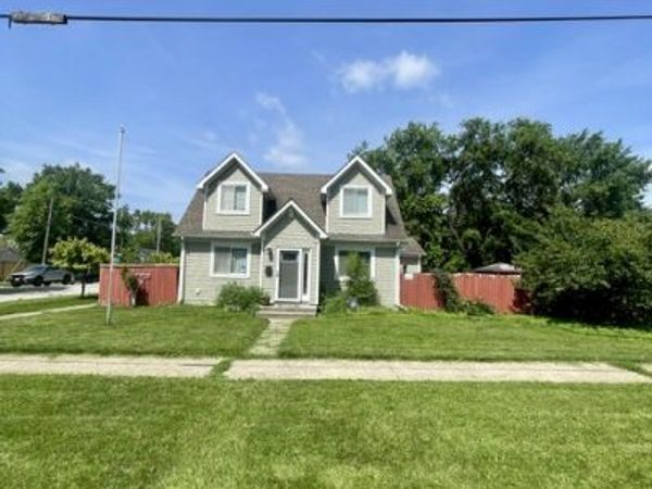 14856 Central Park Avenue , Midlothian, IL 60445