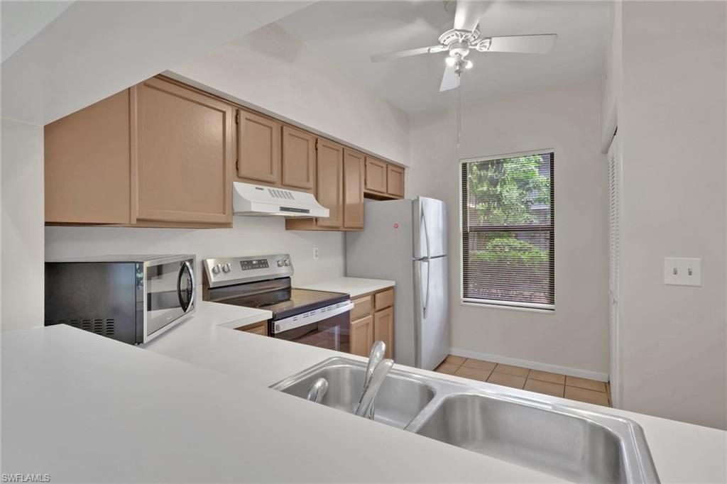 1833 Courtyard Way, Unit 106, Naples, FL 34112 Photo
