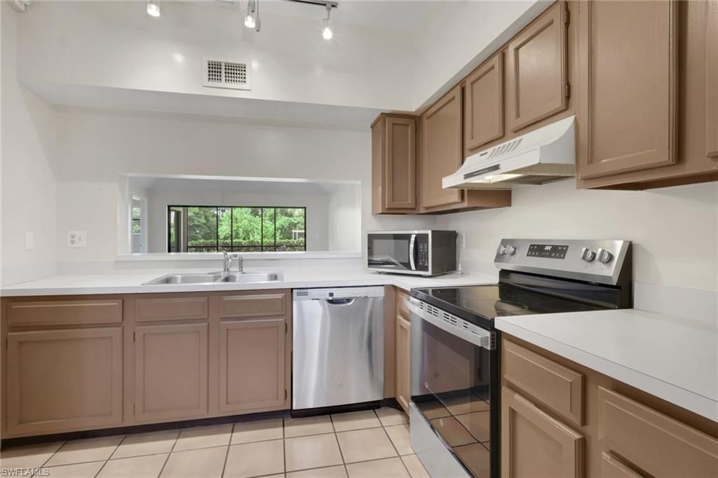 1833 Courtyard Way, Unit 106, Naples, FL 34112 Photo