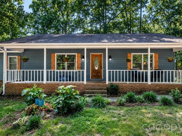 3623 Wonderland Drive, Matthews, NC 28104
