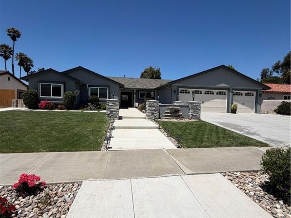 401 meadowbrook Drive, Santa Maria, CA 93455