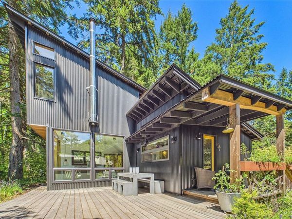 182 Colvilleton Trail , Protection Island, BC V9R 6R1