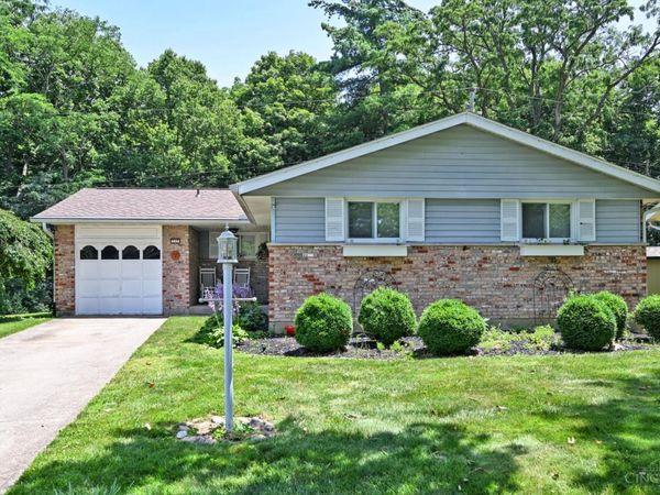 137 Bayham Drive, Cincinnati, OH 45218