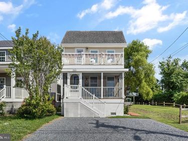 3566 MAIN STREET, CHINCOTEAGUE ISLAND, VA 23336