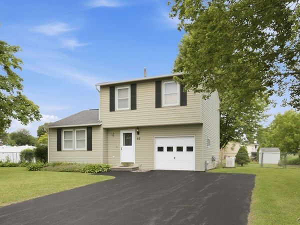 92 Ferndale Lane, Minoa, NY 13116