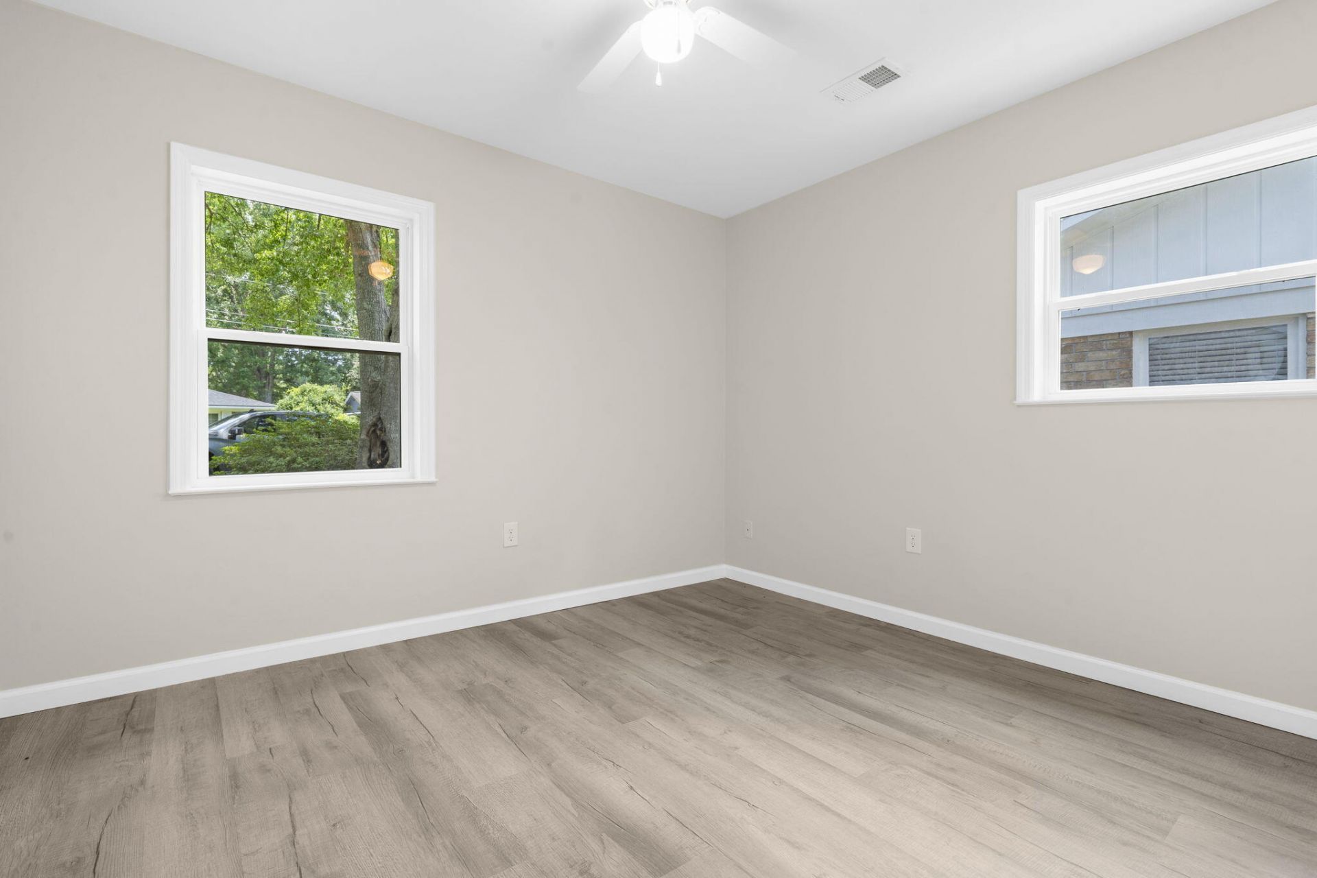 126 Hope Drive Photo 25