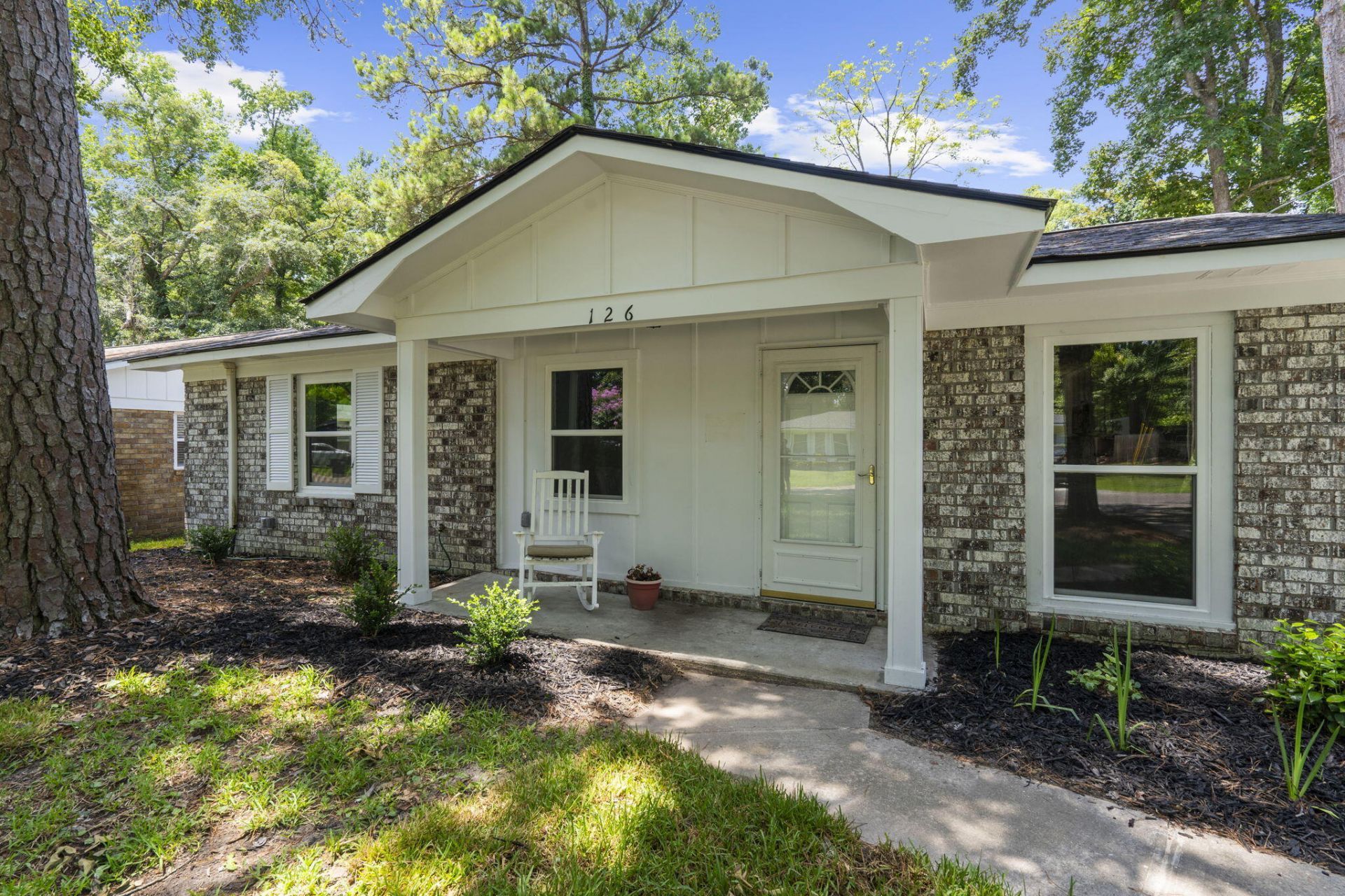 126 Hope Drive Photo 29
