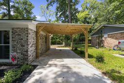 126 Hope Drive photo 4