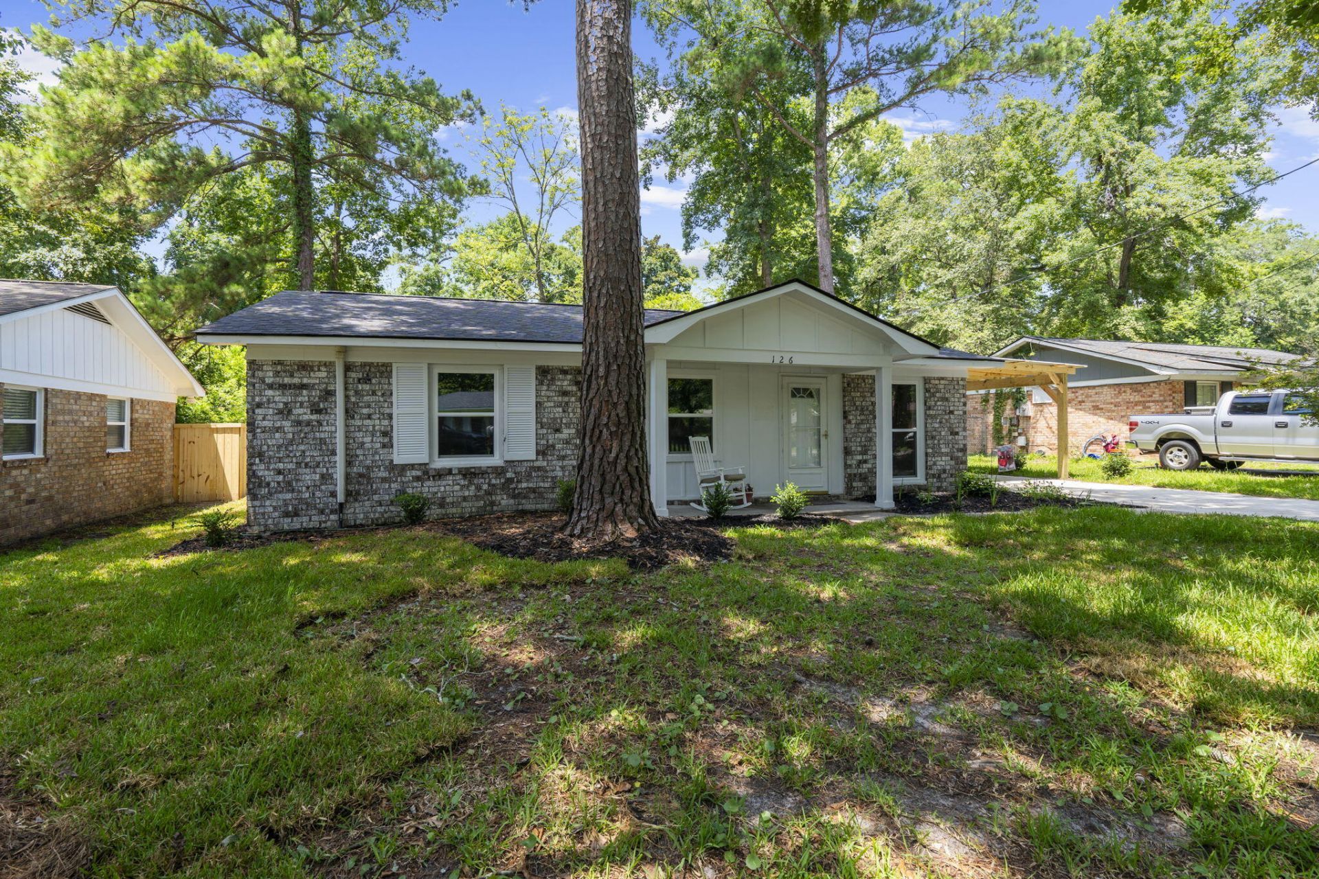 126 Hope Drive Photo 30