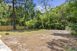 126 Hope Drive photo 4