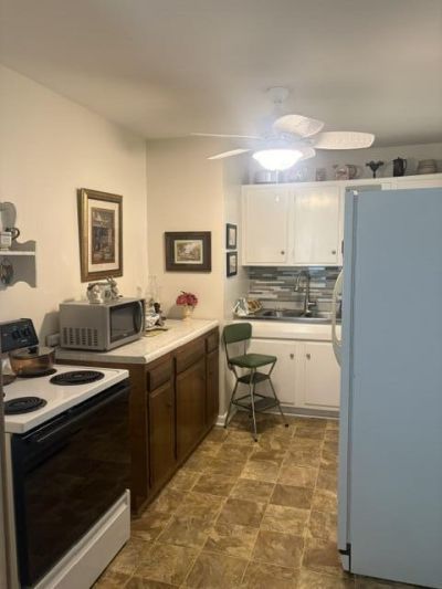 201 Clarine Drive Photo 10