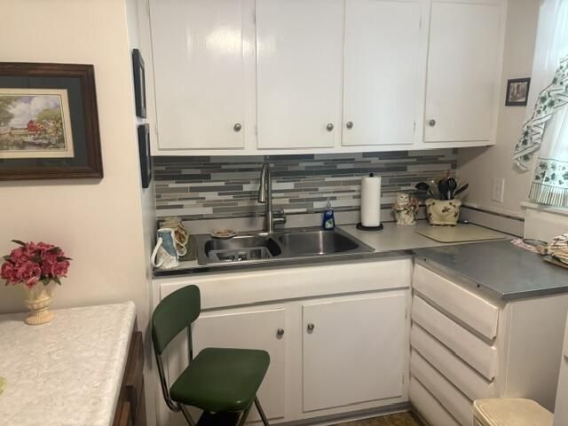 201 Clarine Drive Photo 11