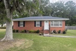 201 Clarine Drive photo 4