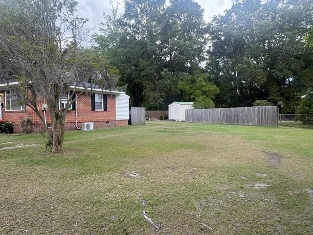 201 Clarine Drive Photo 6