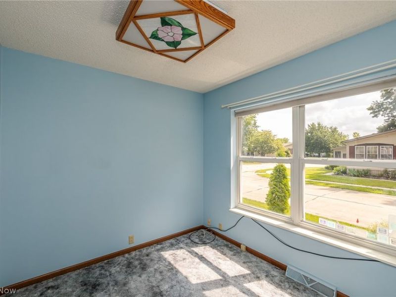 12 Jessica Lane, Olmsted Township, OH 44138 Photo 14