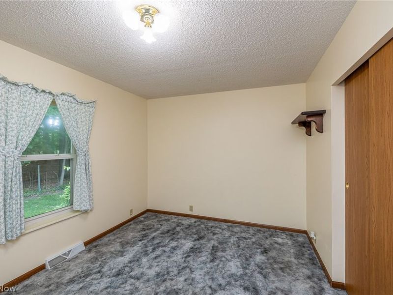 12 Jessica Lane, Olmsted Township, OH 44138 Photo 27