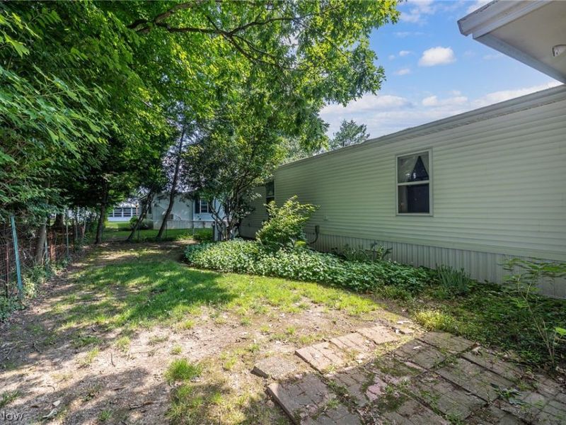 12 Jessica Lane, Olmsted Township, OH 44138 Photo 6