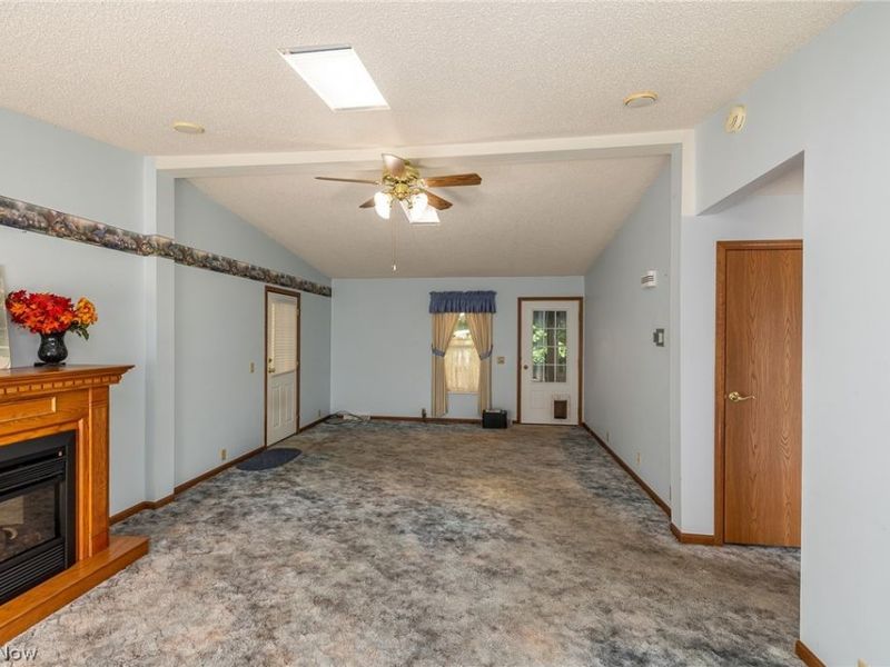 12 Jessica Lane, Olmsted Township, OH 44138 Photo 9