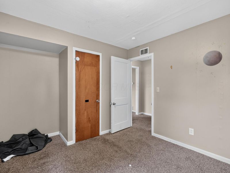 2945 Azelda Street , Columbus, OH 43224 Photo 21