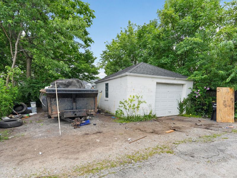 2945 Azelda Street , Columbus, OH 43224 Photo 31