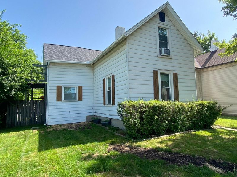 281 E Central Avenue , Delaware, OH 43015 Photo 2