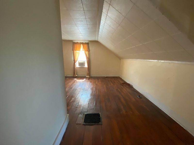 281 E Central Avenue , Delaware, OH 43015 Photo 26