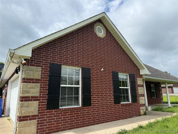 2101 W 27th Street North , Muskogee, OK 74401