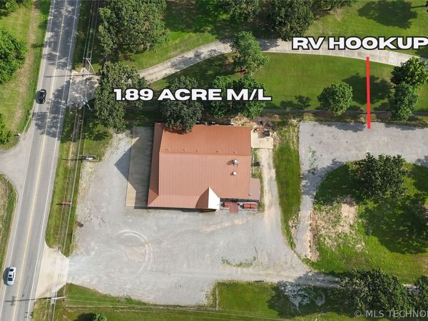 15180 Hwy 82 , Tahlequah, OK 74464
