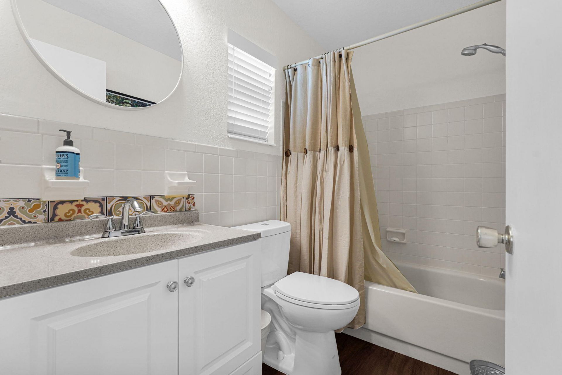 1050 NW 73rd Terrace, Margate, FL 33063 Photo