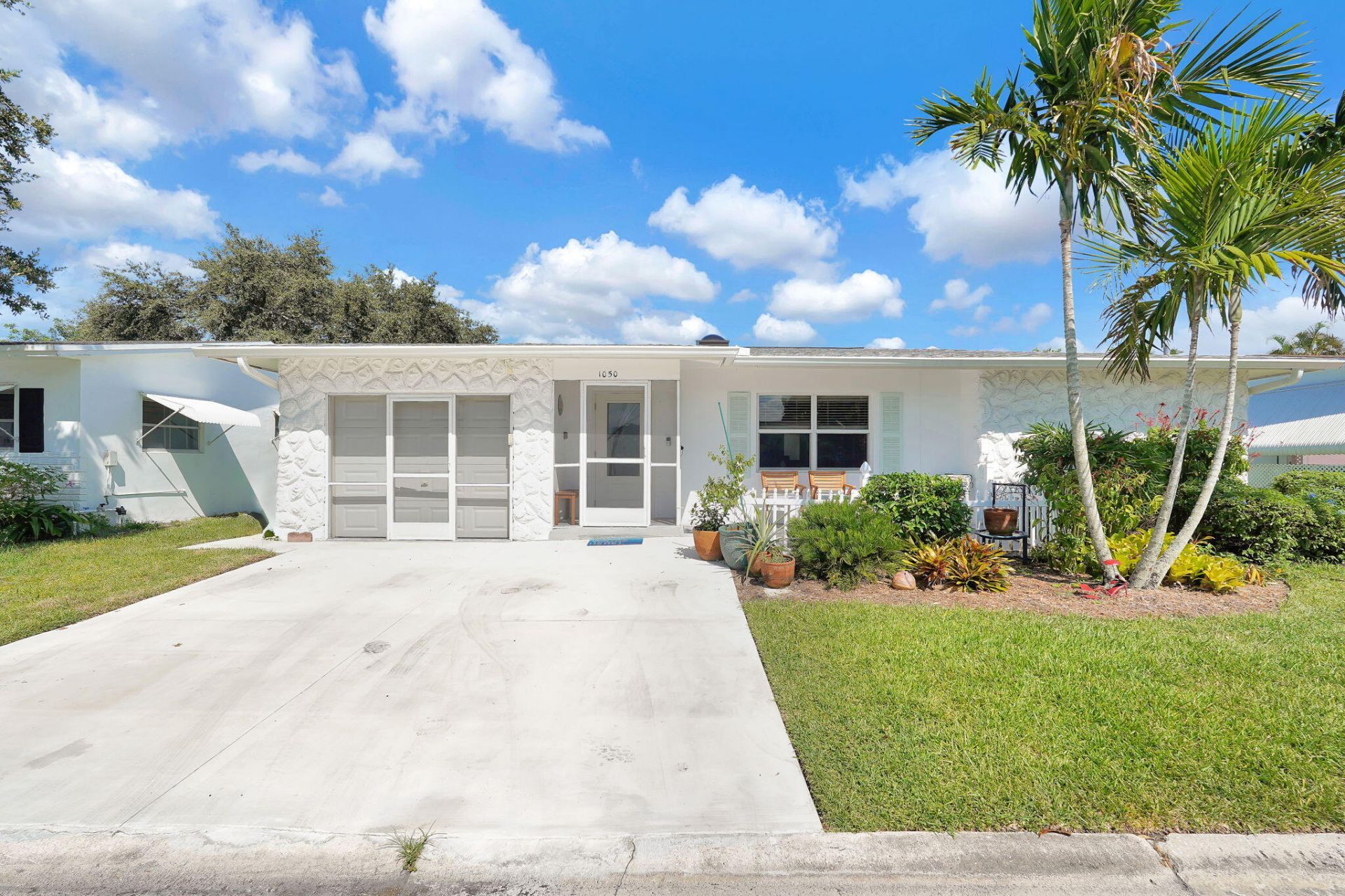 1050 NW 73rd Terrace, Margate, FL 33063 Photo