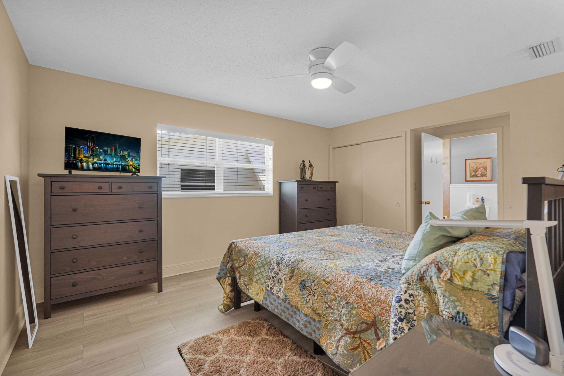 1050 NW 73rd Terrace, Margate, FL 33063 Photo
