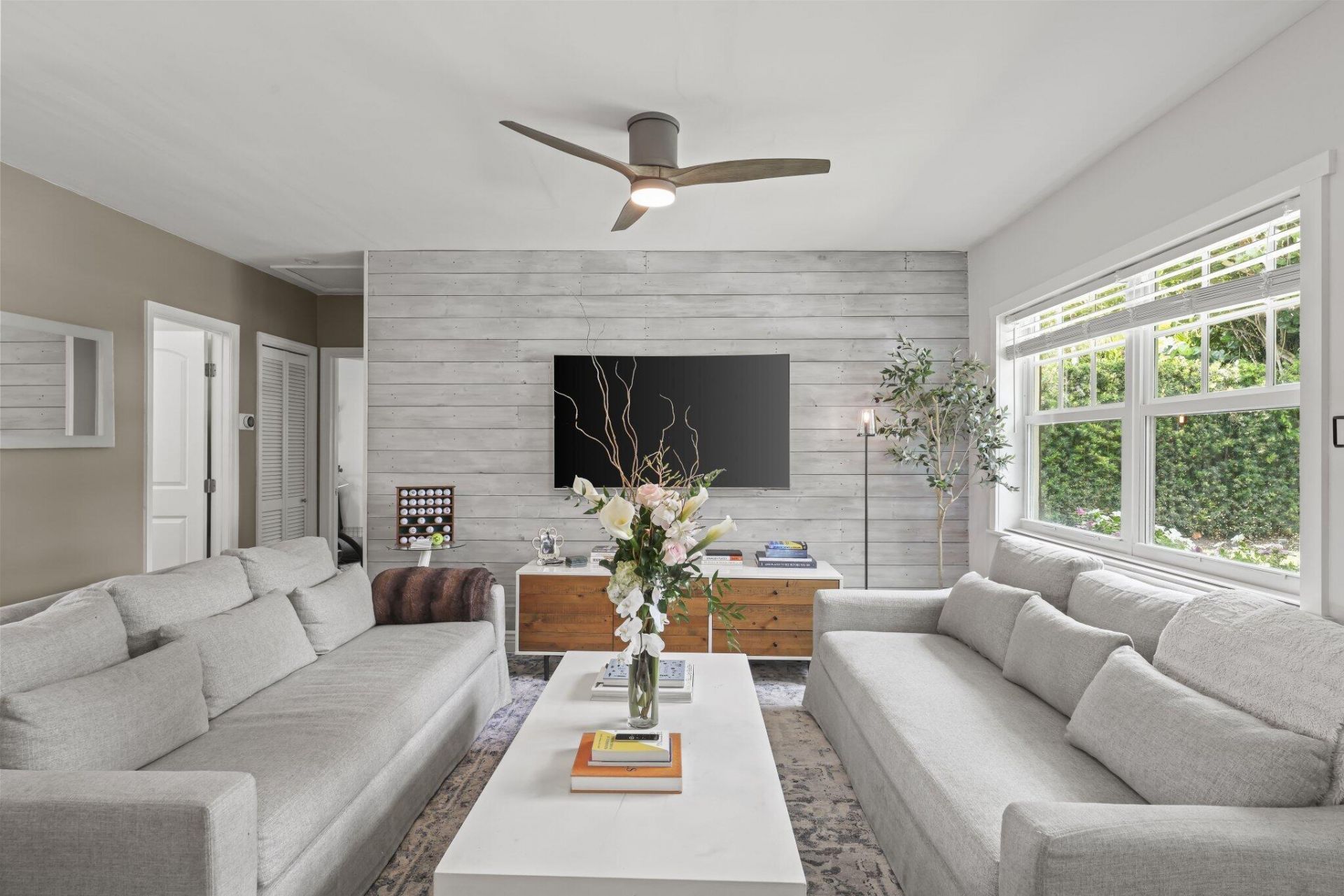 2205 W Pineridge Court, Delray Beach, FL 33444 Photo