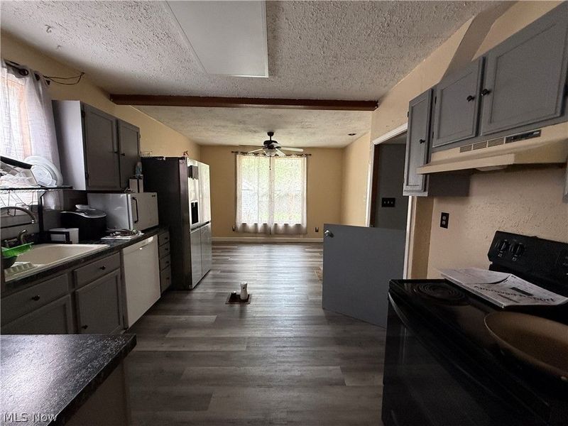 1360 Meadowbrook Avenue SE, Warren, OH 44484 Photo 4