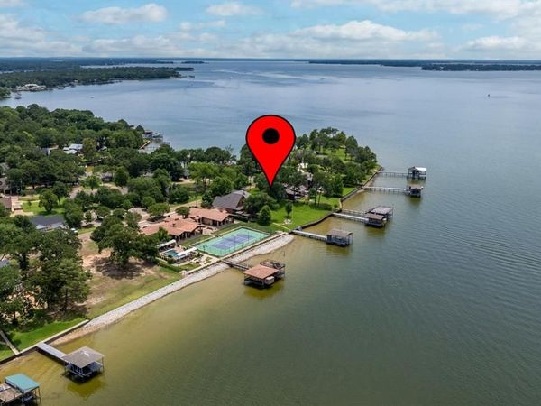 172 Enchanted Drive, Enchanted Oaks, TX 75156