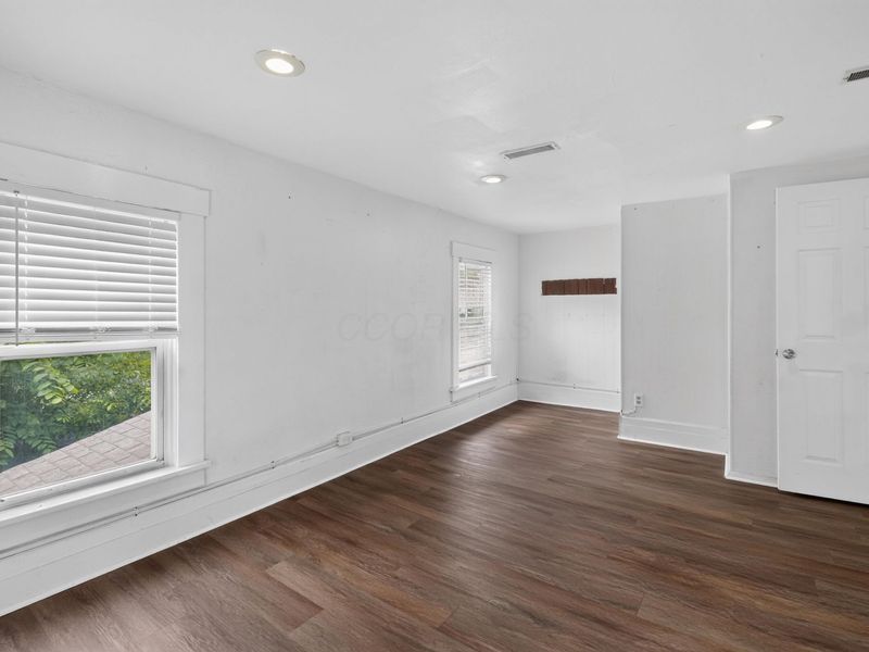 2614 Berrell Avenue , Columbus, OH 43211 Photo 11