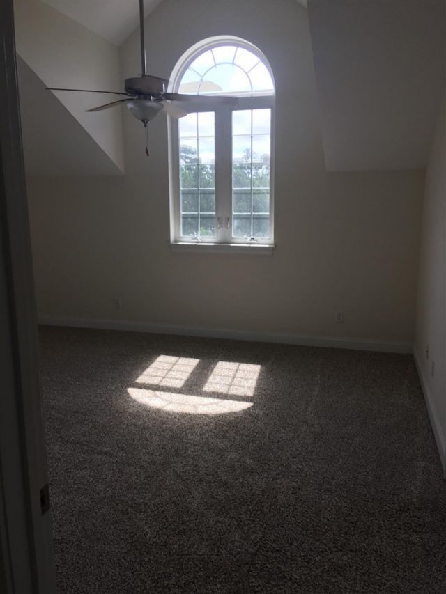 168 Villa Grande St.  Photo 7