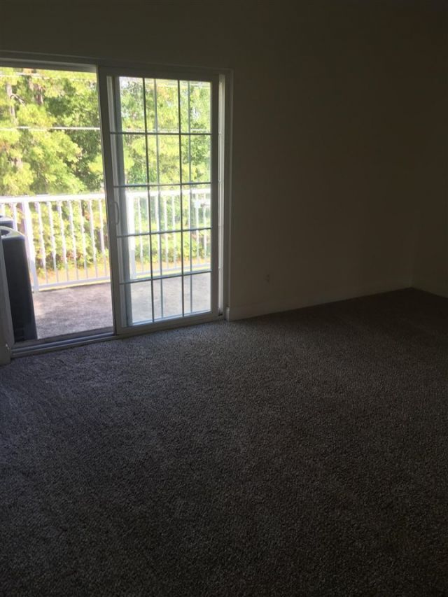 168 Villa Grande St.  Photo 9