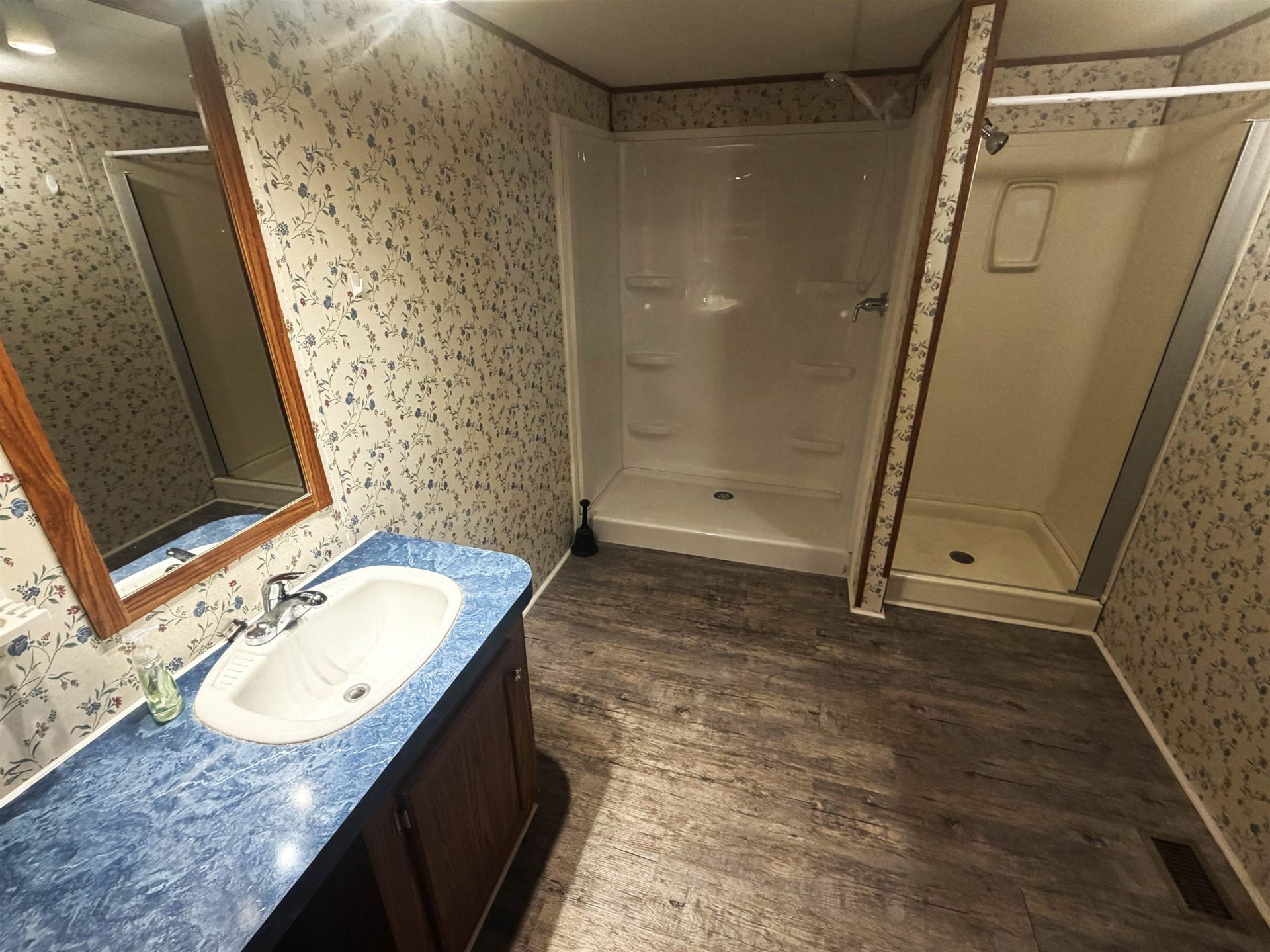 2109 N Church St.  Photo 20