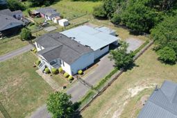 2109 N Church St.  photo 4