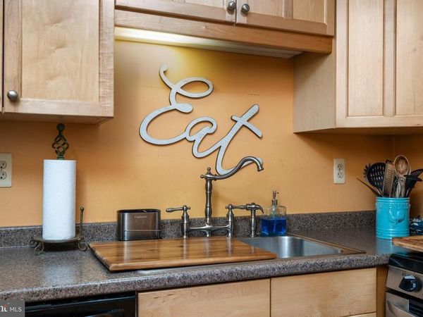 413 WOOD MILL DR, EAST WINDSOR, NJ 08512